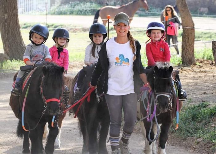 ponybaby-activites-stages-poney-enfants-vitrolles-2 ponybaby-activites-stages-poney-enfants-vitrolles-2